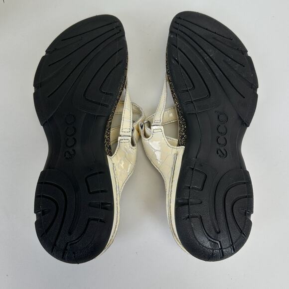 Ecco Living Cream‎ Croc Embossed Patent Sandal Comfort Shoe EU 39 US 8-8.5 - Picture 7 of 9